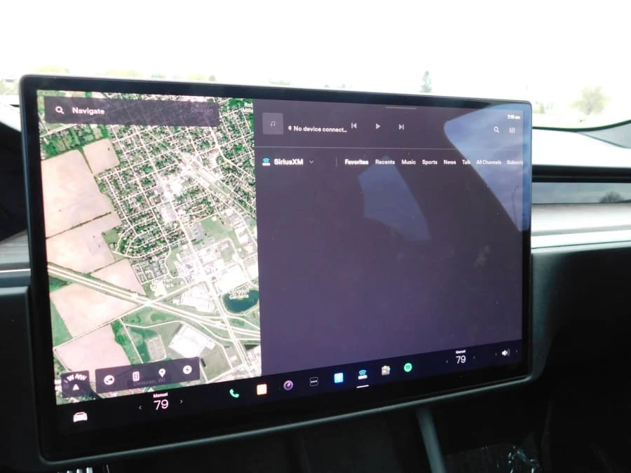 2021 Tesla Model S Plaid - Image 18 of 24