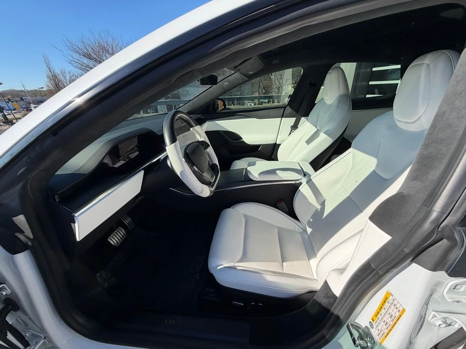 2021 Tesla Model S Plaid - Image 7 of 17