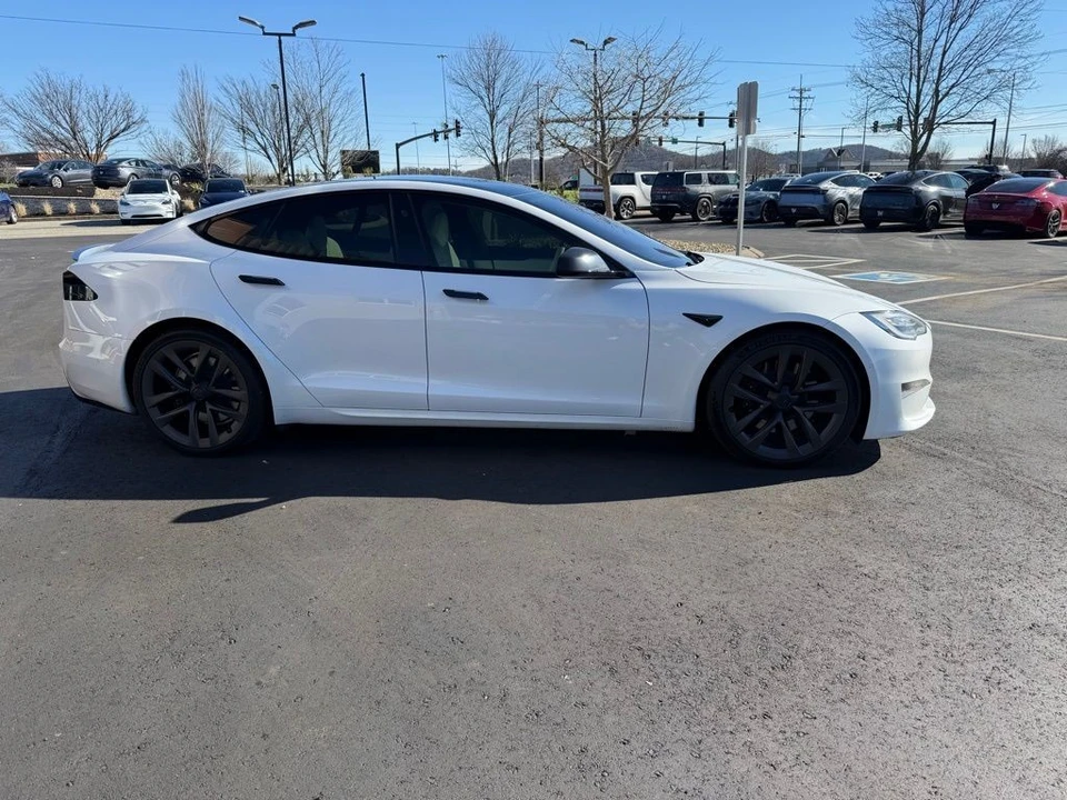 2021 Tesla Model S Plaid - Image 3 of 17