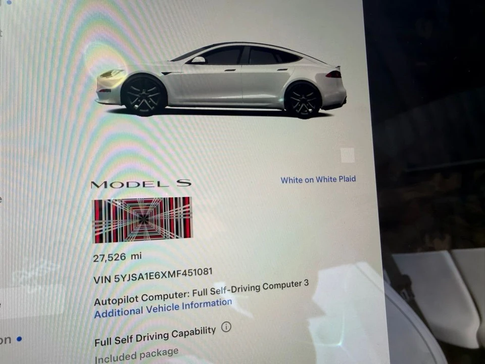 2021 Tesla Model S Plaid - Image 17 of 17