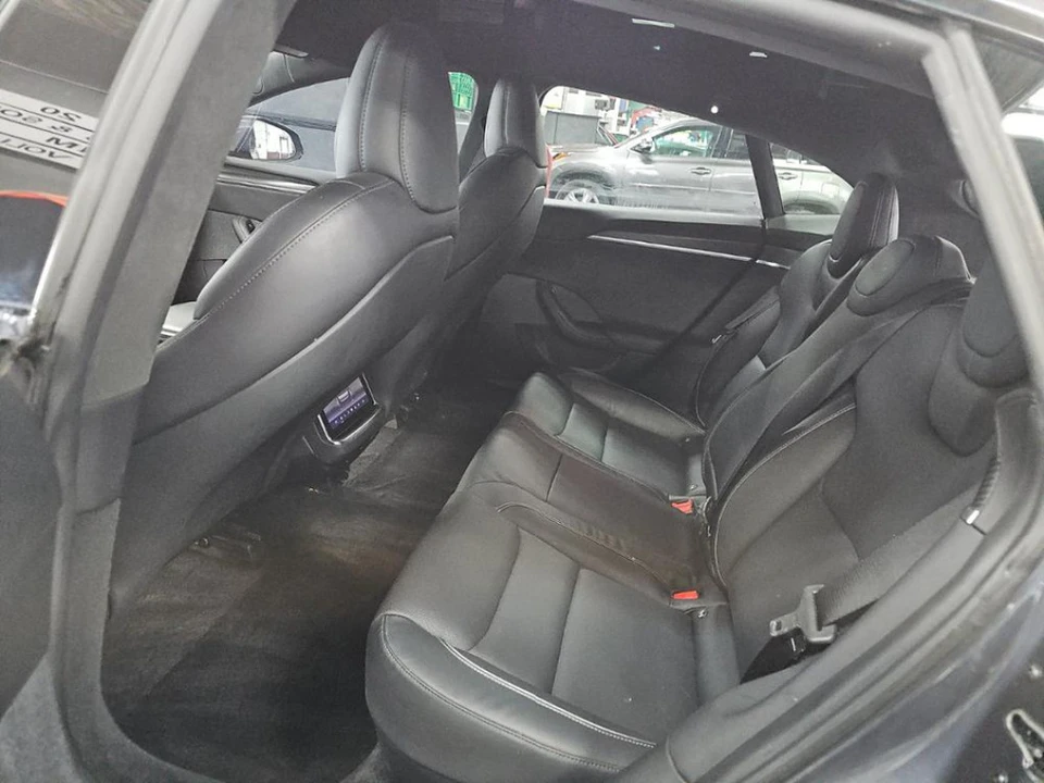 2021 Tesla Model S Plaid - Image 7 of 7