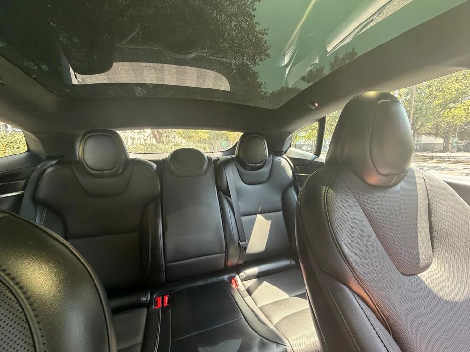 2021 Tesla Model S Plaid - Image 26 of 31