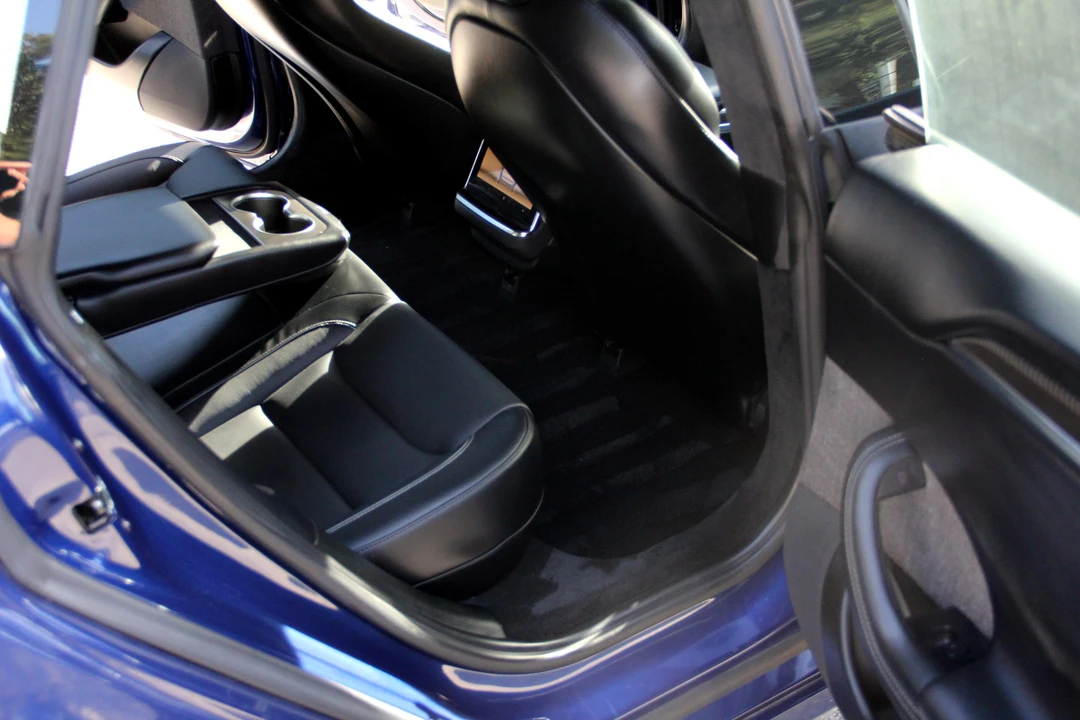 2021 Tesla Model S Plaid - Image 25 of 31