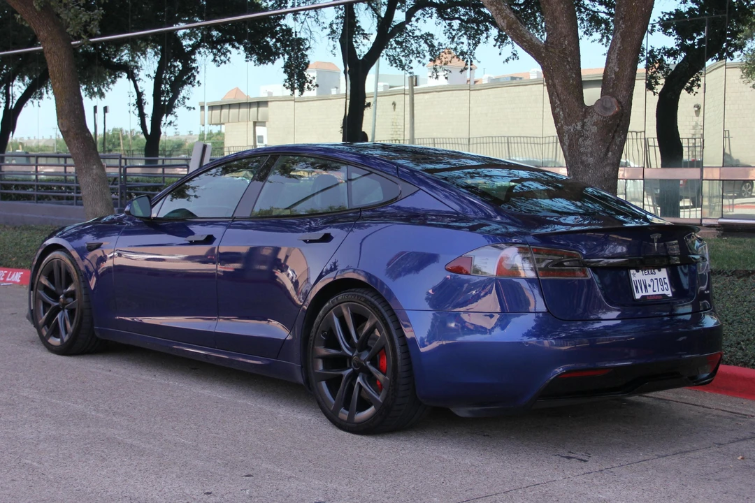 2021 Tesla Model S Plaid - Image 4 of 31