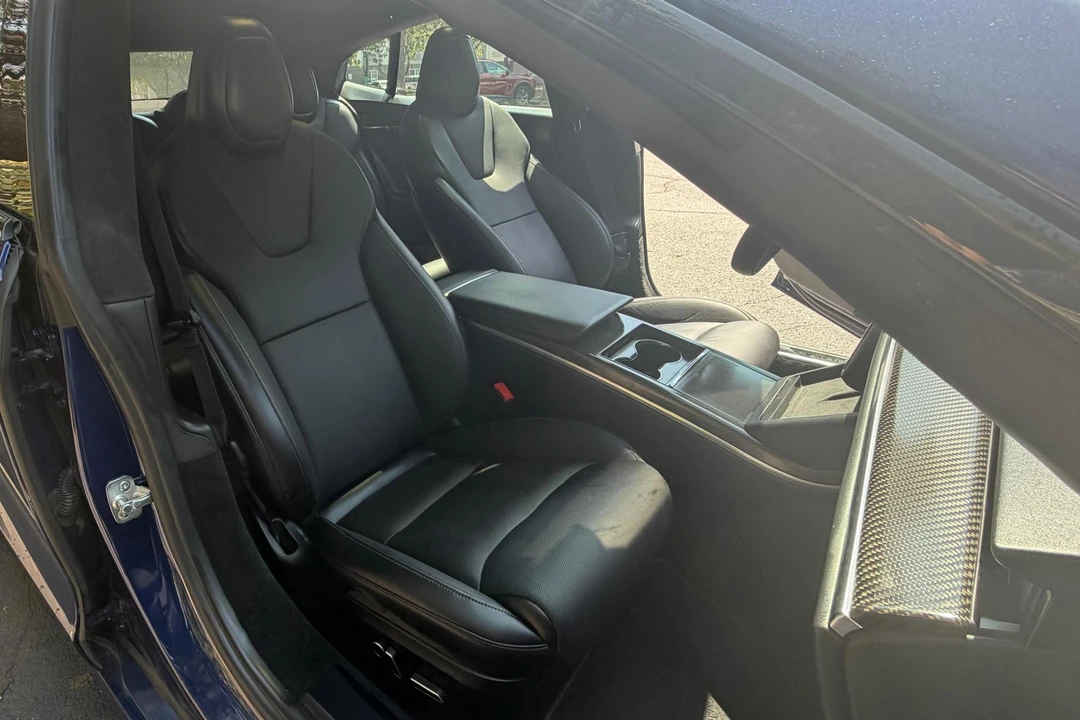 2021 Tesla Model S Plaid - Image 15 of 31