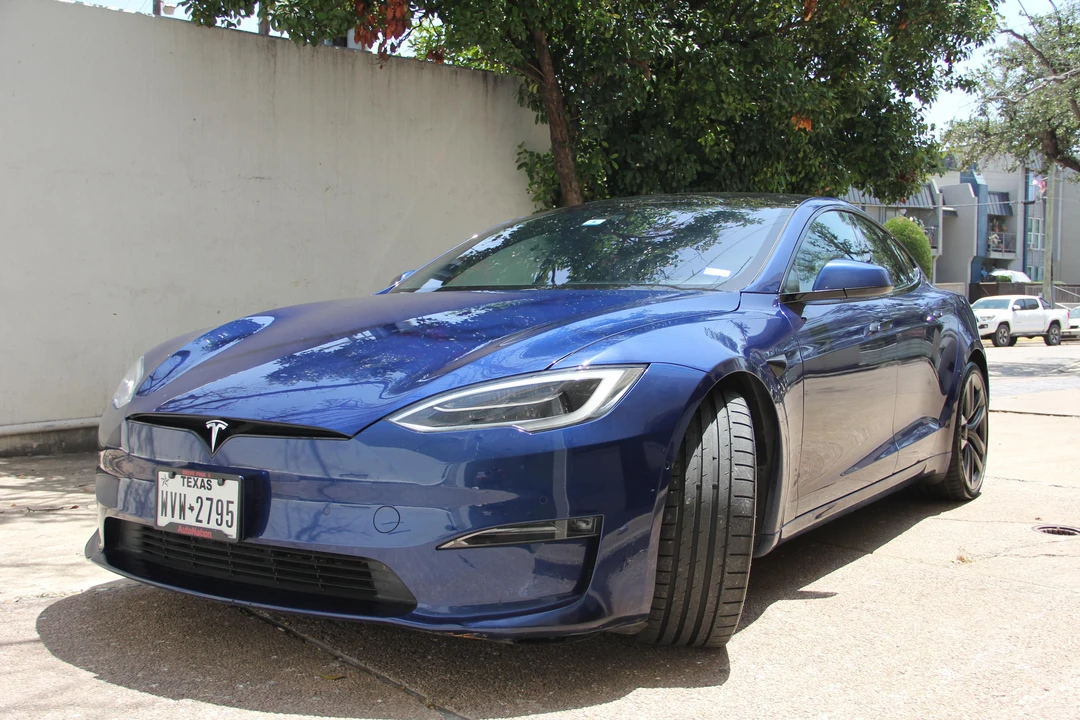 2021 Tesla Model S Plaid - Image 6 of 31