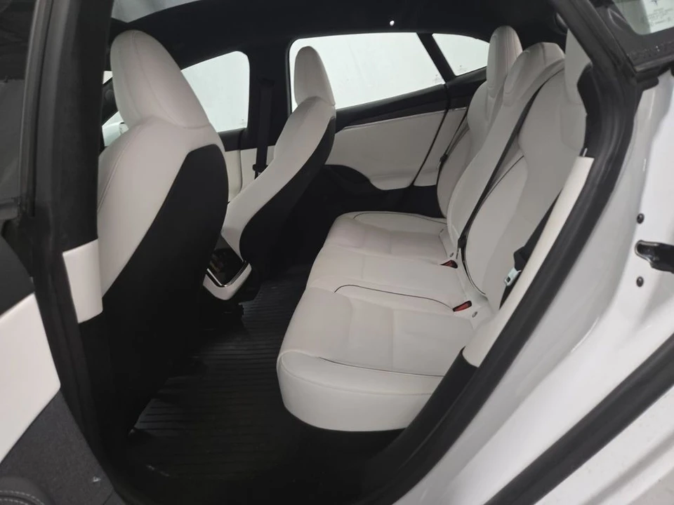 2021 Tesla Model S Plaid - Image 7 of 7