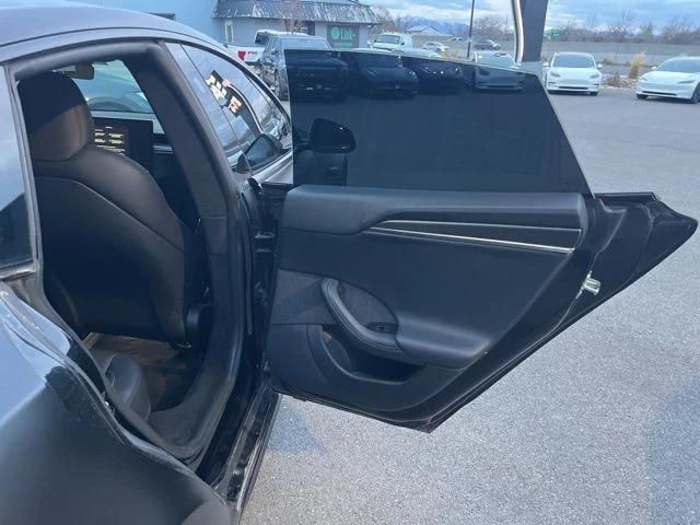 2021 Tesla Model S Plaid - Image 13 of 19