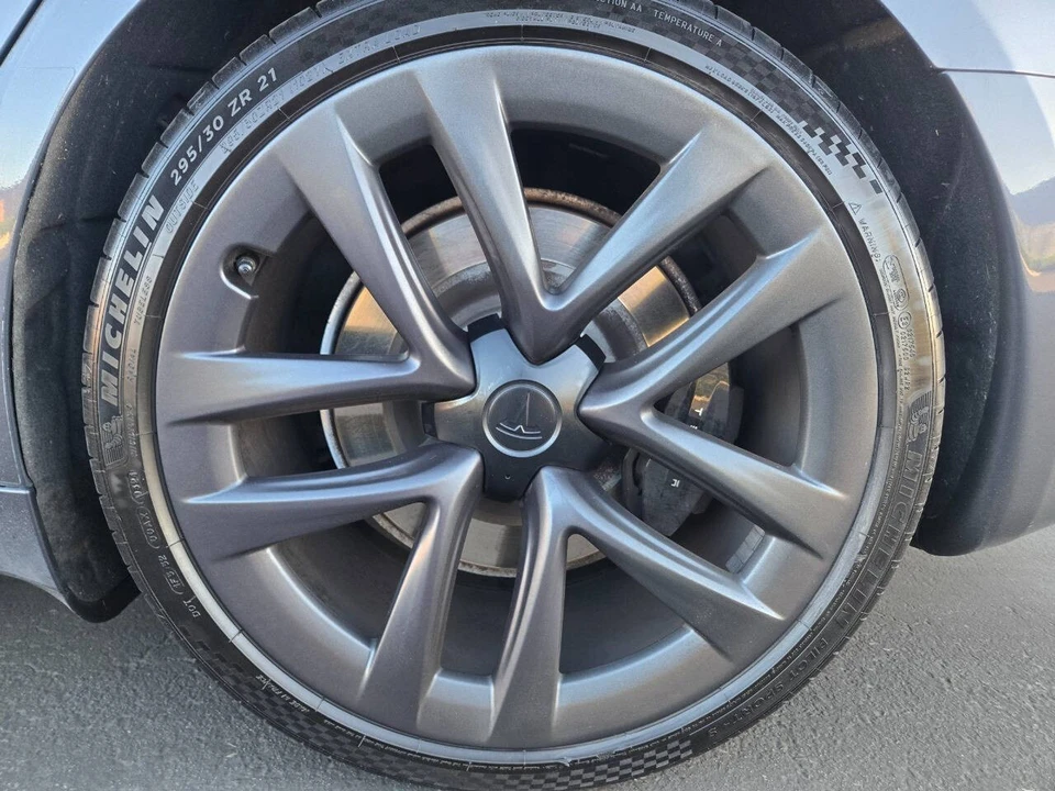 2021 Tesla Model S Plaid - Image 17 of 21