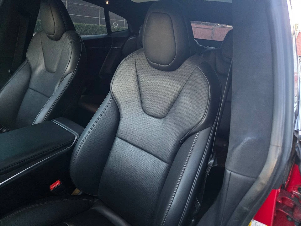 2021 Tesla Model S Plaid - Image 19 of 21