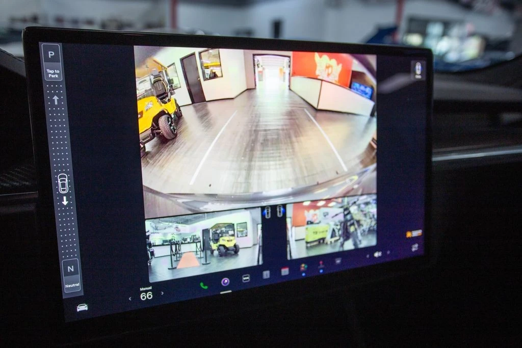 2021 Tesla Model S Plaid - Image 4 of 8