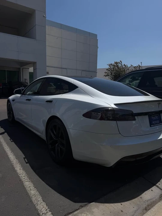 2021 Tesla Model S Plaid - Image 6 of 7