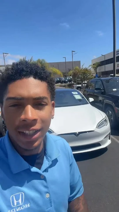 2021 Tesla Model S Plaid - Image 7 of 7