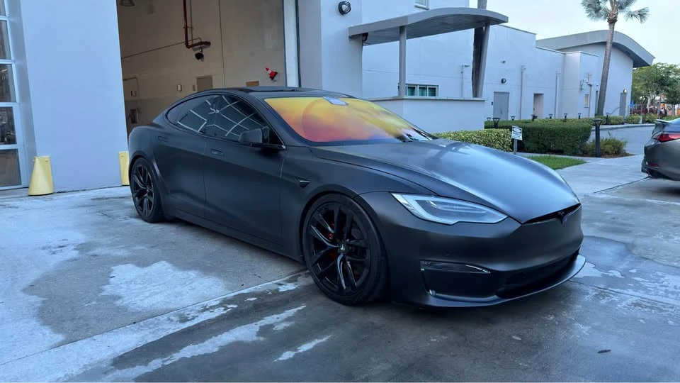 2021 Tesla Model S Plaid - Image 7 of 10