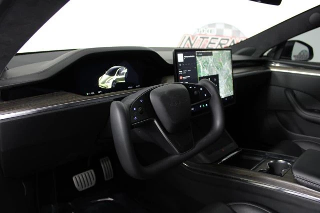 2021 Tesla Model S Plaid - Image 10 of 12