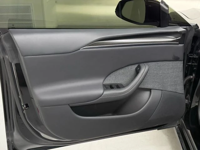 2021 Tesla Model S Plaid - Image 17 of 21