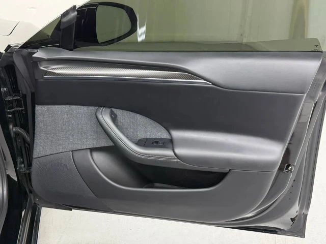 2021 Tesla Model S Plaid - Image 19 of 21