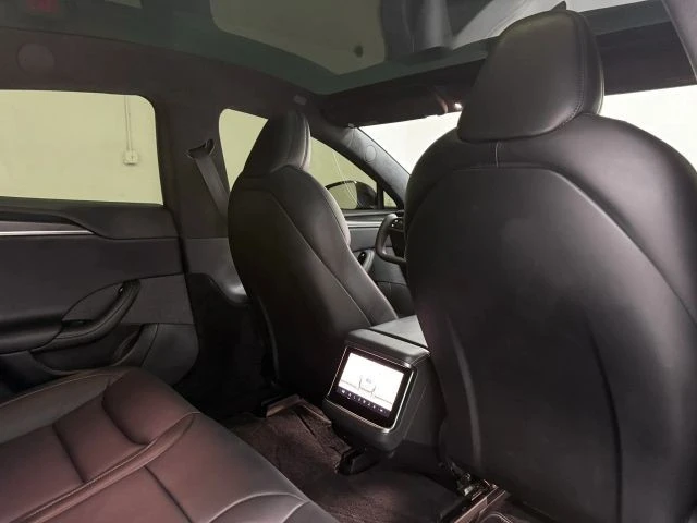 2021 Tesla Model S Plaid - Image 13 of 21