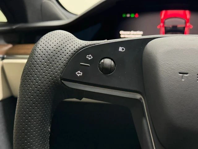 2021 Tesla Model S Plaid - Image 18 of 21