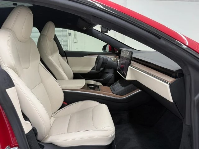 2021 Tesla Model S Plaid - Image 11 of 21