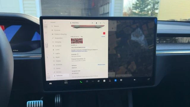 2021 Tesla Model S Plaid - Image 6 of 7