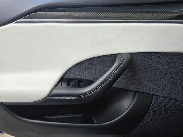2021 Tesla Model S Plaid - Image 19 of 21