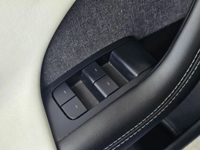 2021 Tesla Model S Plaid - Image 20 of 21