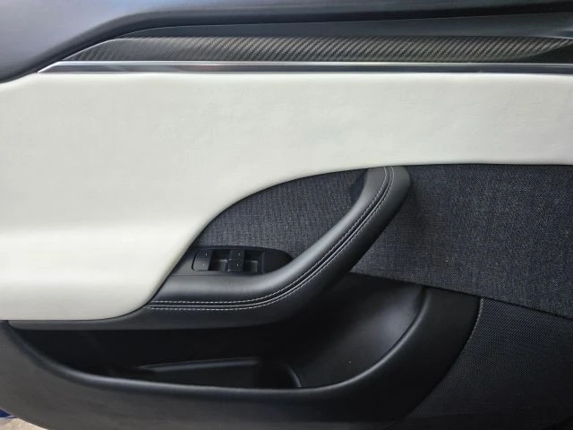 2021 Tesla Model S Plaid - Image 19 of 21