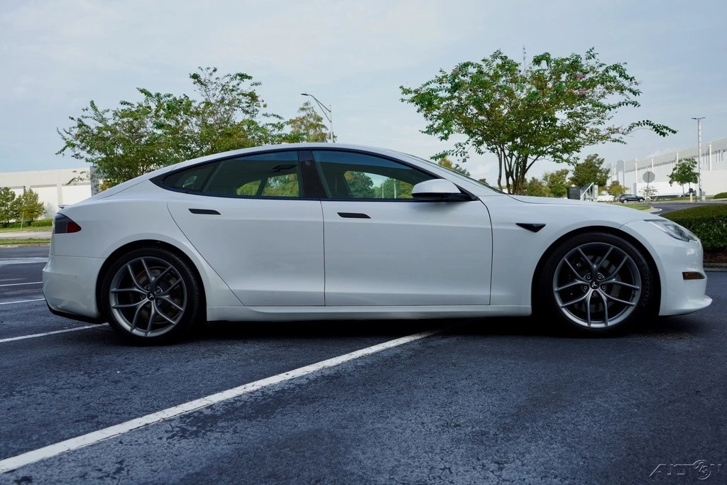 2021 Tesla Model S Plaid - Image 2 of 12