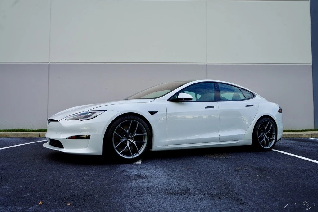 2021 Tesla Model S Plaid - Image 11 of 12