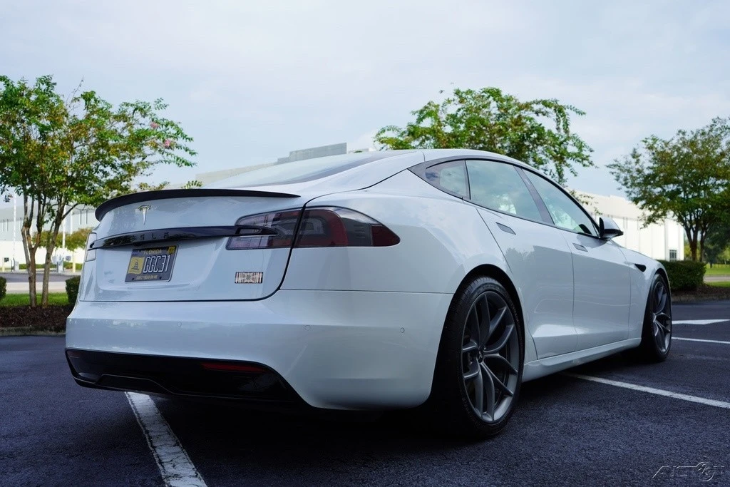 2021 Tesla Model S Plaid - Image 10 of 12