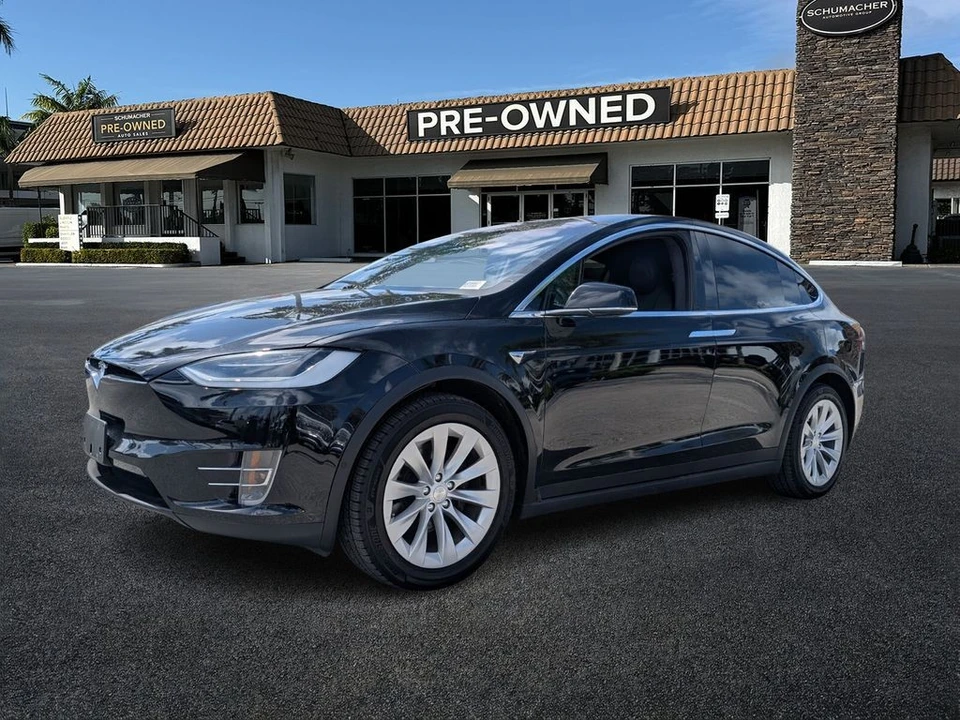 2021 Tesla Model X - Image 3 of 21