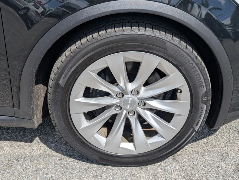 2021 Tesla Model X - Image 20 of 21
