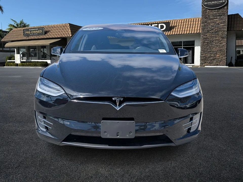 2021 Tesla Model X - Image 2 of 21