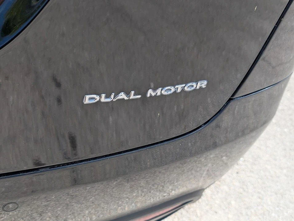 2021 Tesla Model X - Image 17 of 21