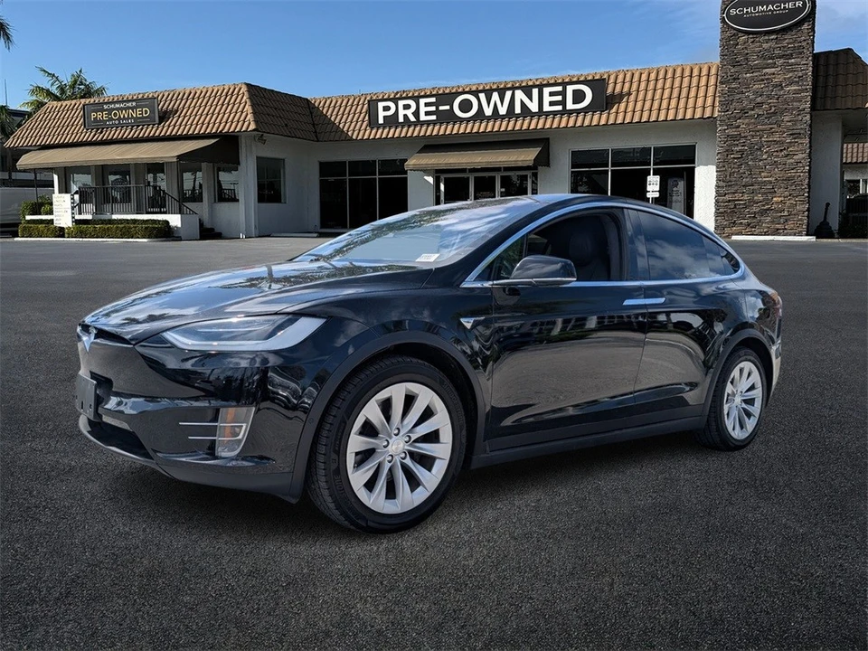 2021 Tesla Model X - Image 3 of 12