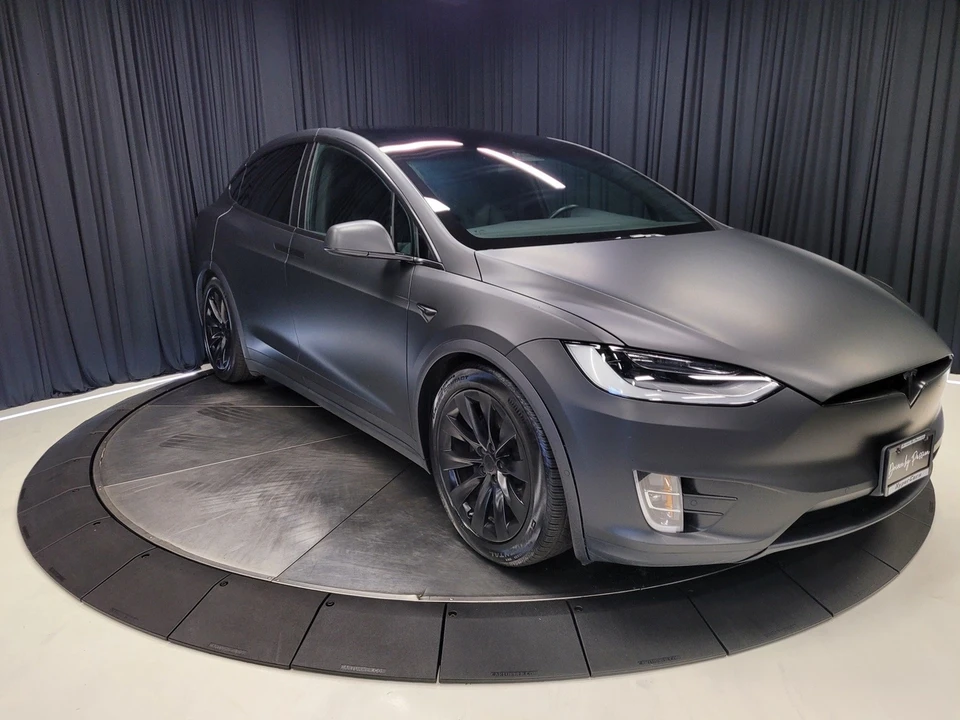 2021 Tesla Model X - Image 4 of 12