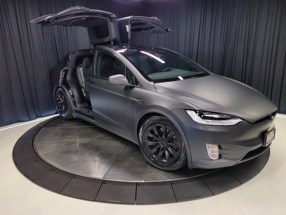 2021 Tesla Model X - Image 12 of 12