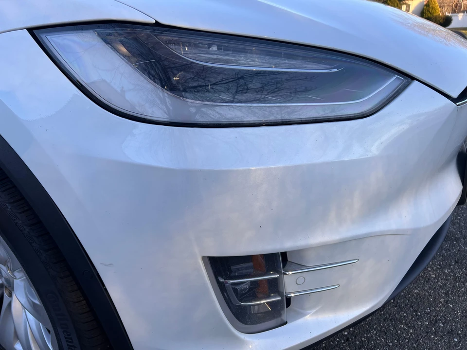 2021 Tesla Model X - Image 27 of 31