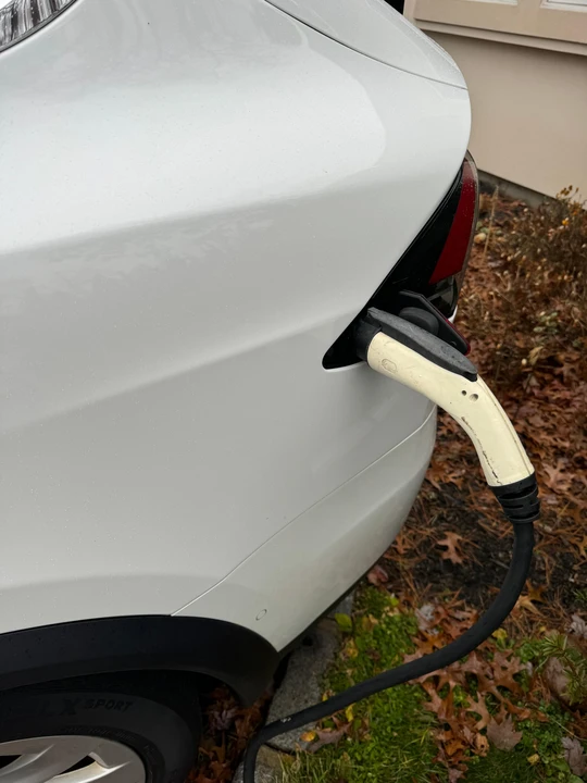 2021 Tesla Model X - Image 31 of 31