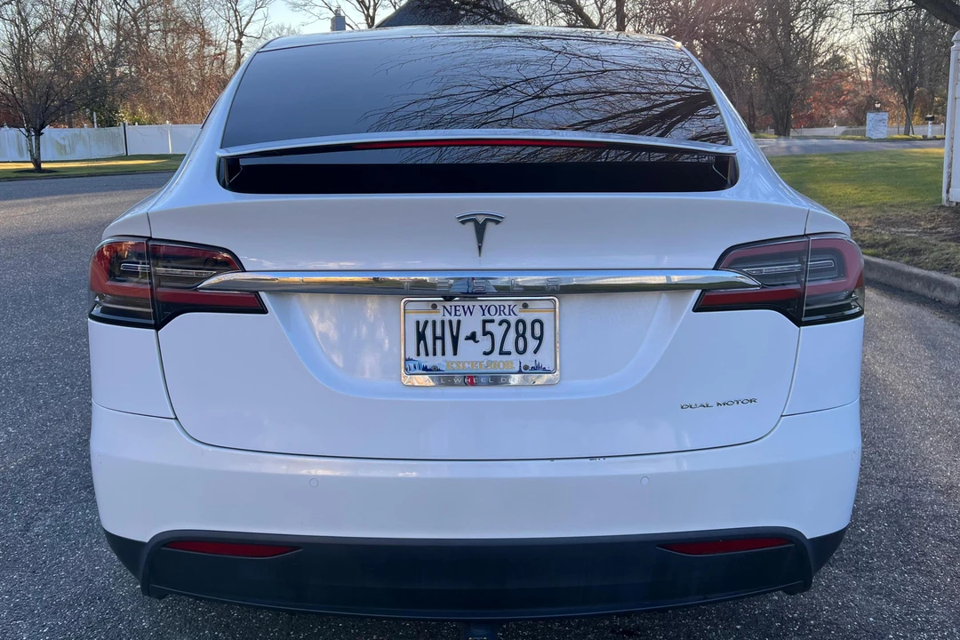 2021 Tesla Model X - Image 5 of 31