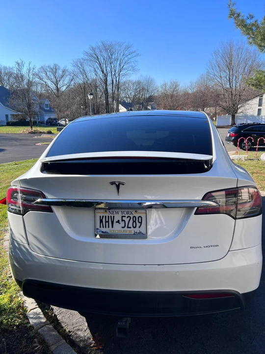 2021 Tesla Model X - Image 17 of 31