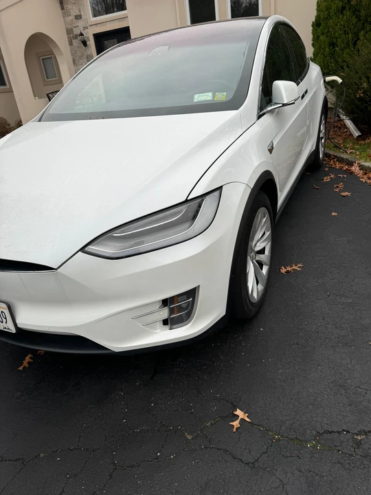 2021 Tesla Model X - Image 30 of 31