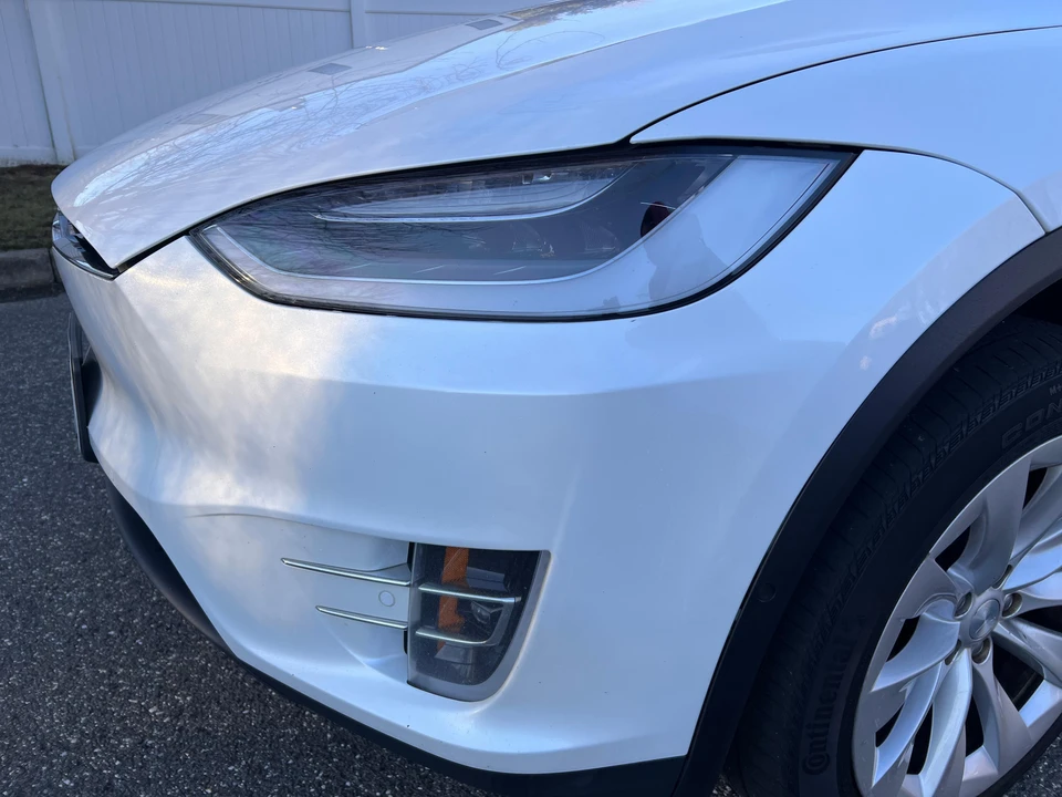 2021 Tesla Model X - Image 29 of 31