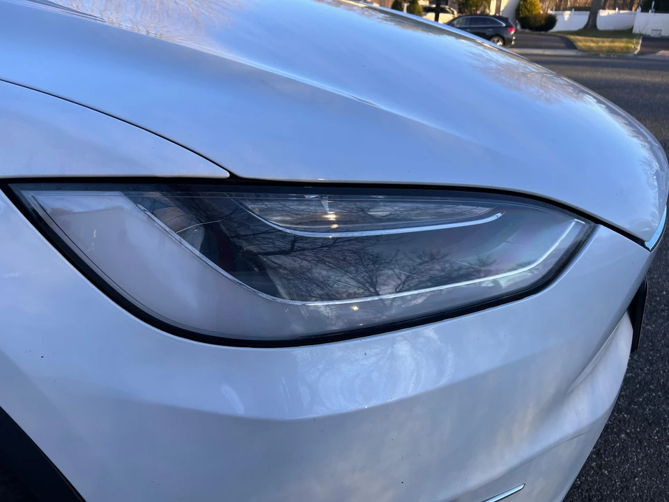 2021 Tesla Model X - Image 26 of 31