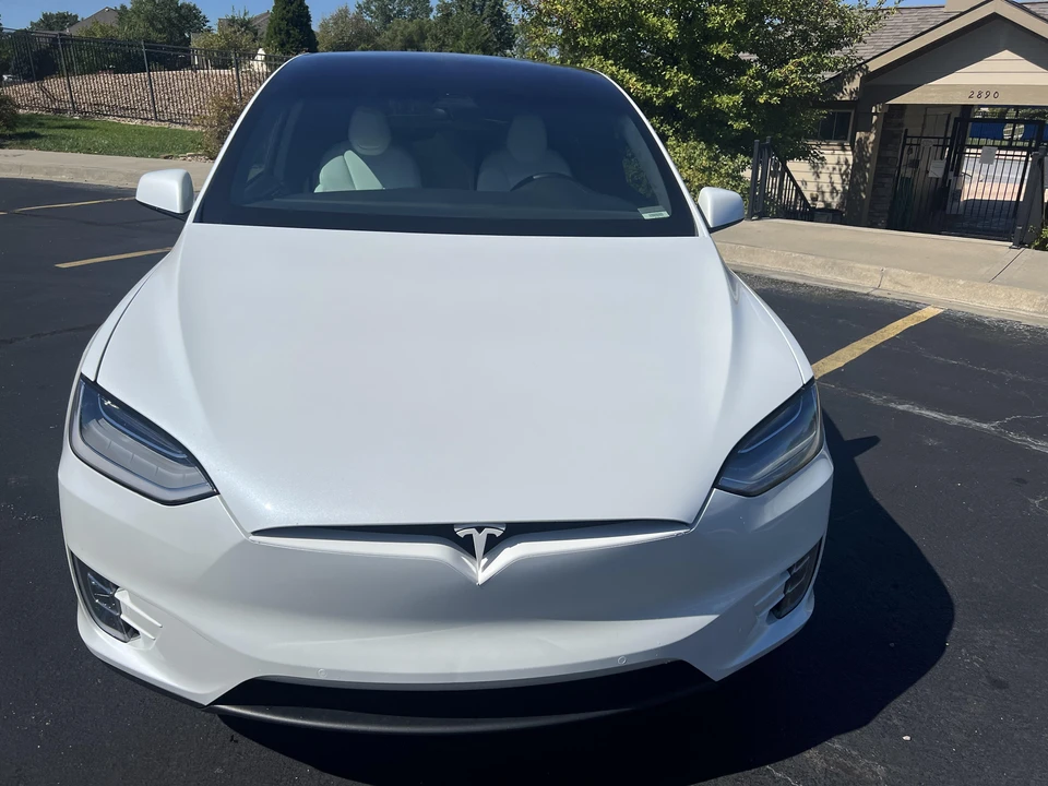 2021 Tesla Model X - Image 6 of 31