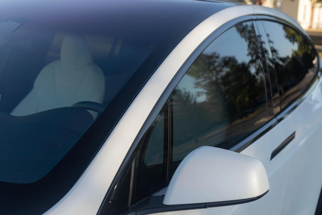 2021 Tesla Model X - Image 22 of 31