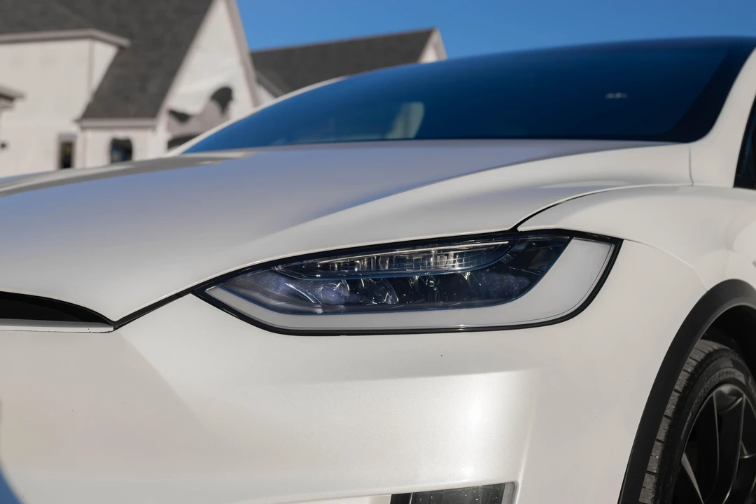 2021 Tesla Model X - Image 20 of 31