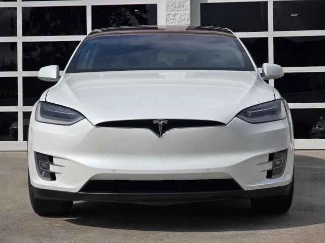 2021 Tesla Model X - Image 10 of 21