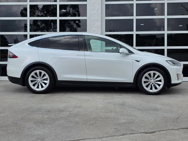 2021 Tesla Model X - Image 3 of 21